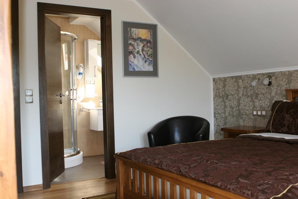 B&B Millenium House Plitvička Jezera Rom bilde