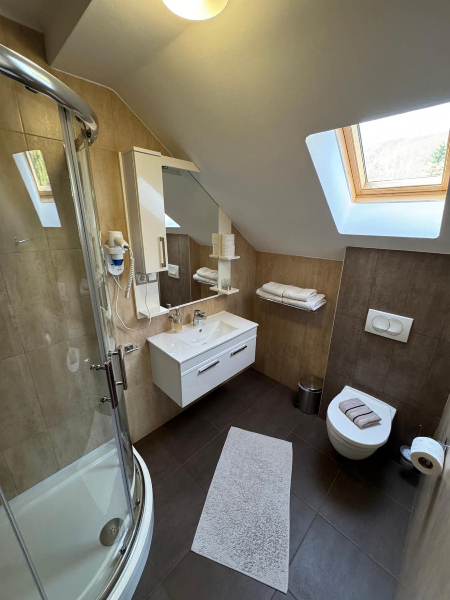 B&B Millenium House Plitvička Jezera Eksteriør bilde